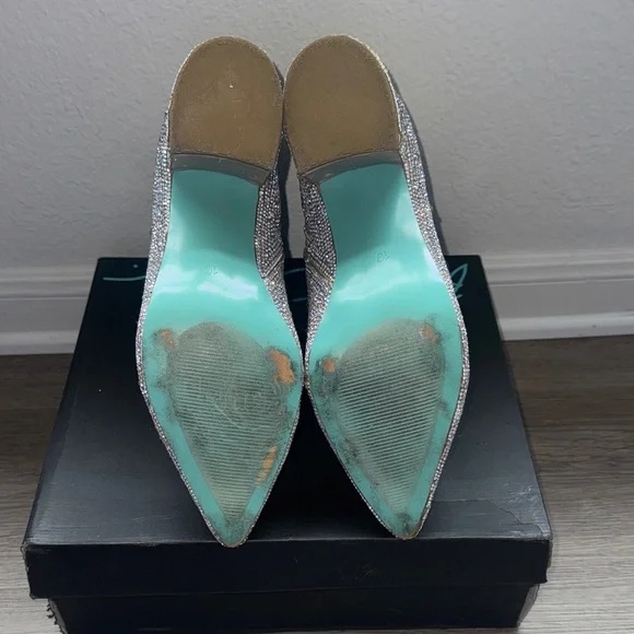 Betsey Johnson Sparkling Silver Ankle Booties - Picture 4 of 6